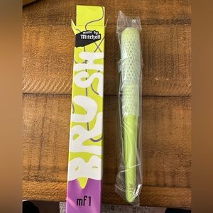 Made by Mitchell Mf1 Brush - NWT
